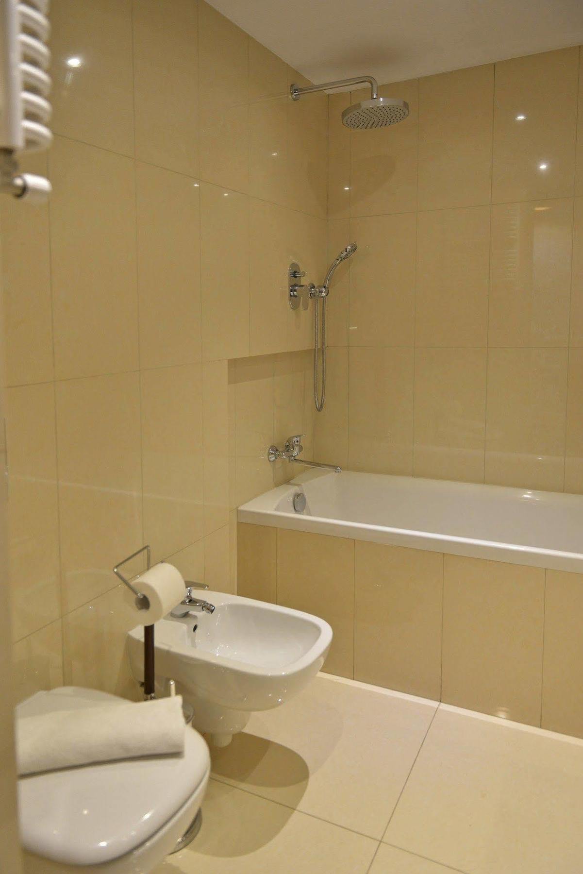 קרקוב La Gioia Magic Orient Apartments מראה חיצוני תמונה